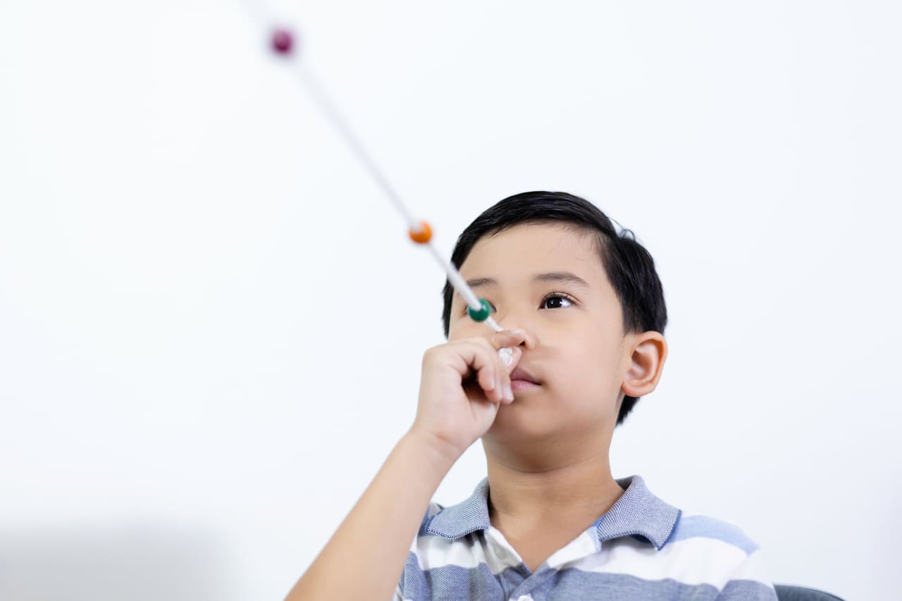 boy vision therapy